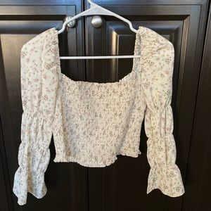 Floral puffed sleeve crop top
